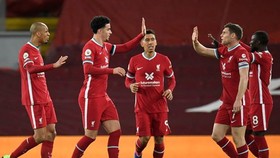 Liverpool quá mạnh để qua đó có đồng điểm với Tottenham ở ngôi đầu Premier League. Ảnh: Getty Images