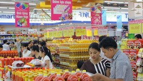 Quan tâm phát triển thị trường nội địa