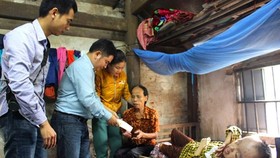 174,2 triệu đồng giúp bệnh nhân nghèo