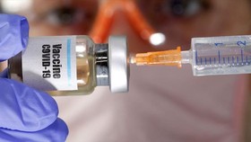 Bộ Quốc phòng Nga thử nghiệm vaccine ngừa virus SARS-CoV-2