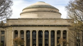 Học viện Công nghệ Massachusetts. Ảnh: BLOOMBERG