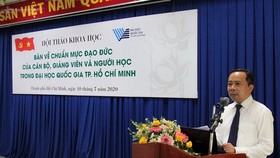 PGS-TS Vũ Hải Quân, Phó Giám đốc ĐH Quốc gia TPHCM phát biểu khai mạc hội thảo