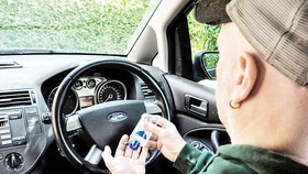 An tâm chăm sóc bản thân trong mùa dịch khi đã có Ford bảo vệ nội thất xe của bạn
