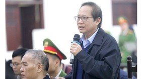 Bị cáo Trương Minh Tuấn nói lời sau cùng tại phiên tòa sơ thẩm. Ảnh: TTXVN
