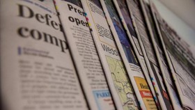 Tập đoàn truyền thông News Corp tạm dừng phát hành bản in 60 tờ báo địa phương. Ảnh: ABC Central West