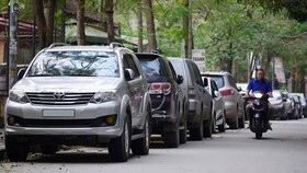 Xử nghiêm việc dừng xe tùy tiện