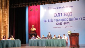 Đấu tranh với những tiêu cực trong đời sống âm nhạc