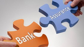 Chia lại “miếng bánh” bancassurance