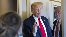 Tổng thống Trump hoãn hội nghị G7, muốn bổ sung Nga