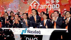 Các công ty Trung Quốc đang ráo riết triển khai kế hoạch IPO ở Mỹ trước khi Washington siết quy định về công bố thông tin trên sàn. Ảnh: Nikkei.