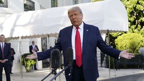Các tỷ phú chi tiền giúp ông Trump giành lợi thế tiền bạc từ ông Biden