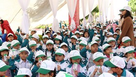 Bộ Y tế cho phép bổ sung 21 vi chất dinh dưỡng vào sữa học đường