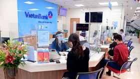 VietinBank tiếp tục hạ mạnh lãi suất cho vay, tung gói tín dụng lên tới 60.000 tỷ đồng hỗ trợ khách hàng bị ảnh hưởng bởi Covid-19