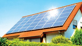 Ngày càng nhiều nhà ở Anh lắp pin năng lượng Mặt trời