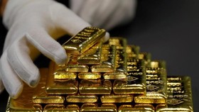 Giá vàng lập kỷ lục mới tại châu Á