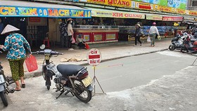 Ban quản lý chợ Hòa Bình đã giải tỏa đống rác