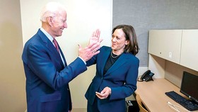 Liên danh của đảng Dân chủ tranh cử Tổng thống Mỹ Joe Biden - Kamala Harris. Ảnh: EPA