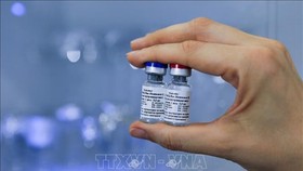Mỹ đặt mua 100 triệu liều vaccine của Moderna