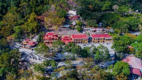 Trung thu đáng nhớ trên nóc nhà Nam bộ với combo vé cáp treo giảm giá tới 25%