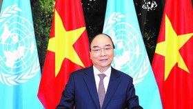 Thủ tướng Nguyễn Xuân Phúc đọc thông điệp gửi tới Phiên thảo luận chung cấp cao của Đại hội đồng Liên hiệp quốc khóa 75. Ảnh: TTXVN