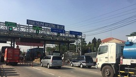 TPHCM kiểm tra tải trọng xe trên quốc lộ 1