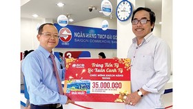 Các khách hàng may mắn trúng thưởng đợt 3 và 4 chương trình “Trúng tiền tỷ - lộc xuân Canh Tý”