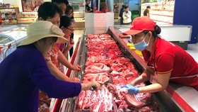 Mạnh tay giảm giá thịt heo