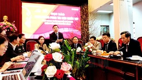 Họp báo giới thiệu về dự phim tài liệu “Việt Nam thời đại Hồ Chí Minh - Biên niên sử truyền hình” dài 90 tập. Ảnh: hcmcpv.org.vn