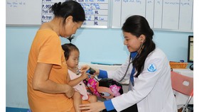 Học Bác cách yêu thương người bệnh