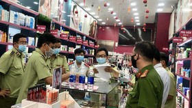 Lực lượng liên ngành chức năng tăng cường chống gian lận thương mại