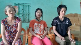 Mẹ già yếu và những đứa con bất hạnh