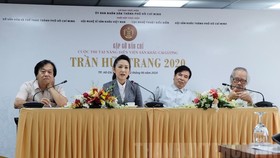 Ban Tổ chức thông tin tại buổi họp báo. Ảnh: hcmcpv.org.vn