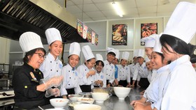 Để trường nghề thoát cảnh lay lắt - Bài 2: Né nghề để kiếm đường vào đại học