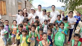 Mười năm trao yêu thương và hạnh phúc