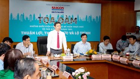 Quang cảnh buổi tọa đàm “Những điều kiện cần và đủ để hiện thực hóa TP Thủ Đức - TP sáng tạo: Thuận lợi, thách thức và lộ trình”. Ảnh: HOÀNG HÙNG