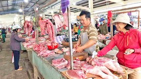 Bình ổn giá thịt heo sau đại dịch