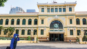 Nỗi lo 4 chữ hạn chế đông người: Băn khoăn ra phố