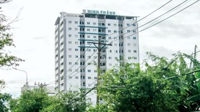 “Khoét lõm” nhà ở, biến dạng đô thị