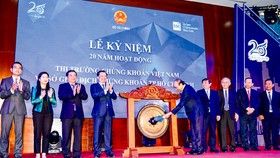 Minh bạch dòng tiền vào chứng khoán