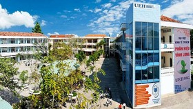 Phân hiệu Trường ĐH Kinh tế TPHCM tại Vĩnh Long năm nay tuyển sinh khóa đầu tiên, cũng chật vật xét tuyển bổ sung