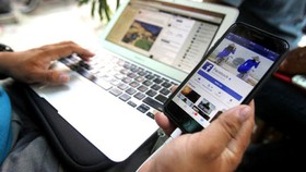 Cách nào để thu thuế thu nhập từ Facebook, google, Netflix?