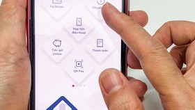 Thiếu an toàn khi tiền nằm trong thẻ