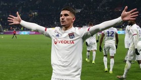 Houssem Aouar là món hàng dễ bán