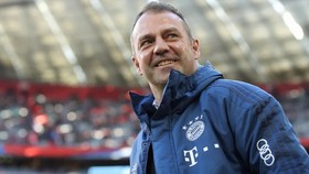 Hansi Flick sớm ghi kỷ lục ở Bayern
