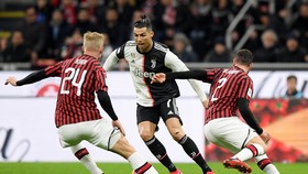 Ronaldo phải vượt qua hàng thủ khó nhằn của AC Milan