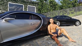 Cristiano Ronaldo và những chiếc siêu xe... cũ của anh