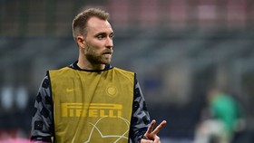 Christian Eriksen vẫn chưa có đất diễn ở Inter Milan