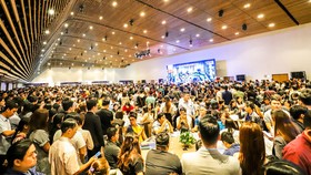 Những sự kiện mở bán, giới thiệu sản phẩm có tập trung đông người như thế này sẽ bị hoãn, hủy.