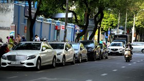 Cấm dừng, đậu xe hàng loạt tuyến đường trên địa bàn TPHCM