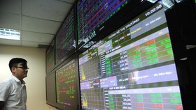 Đón tin tốt từ CK Mỹ, VN Index bật tăng ầm ầm